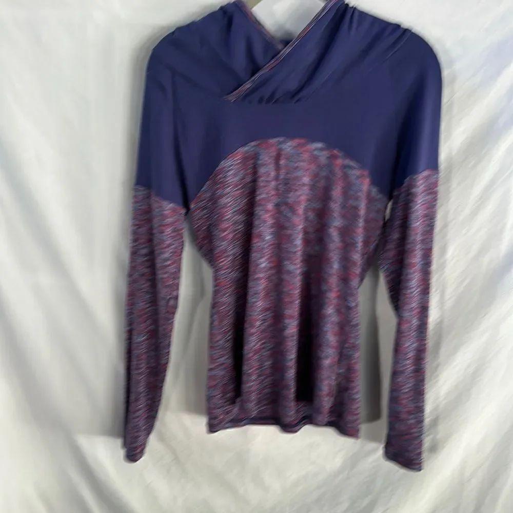 Columbia hooded long sleeve tshirt